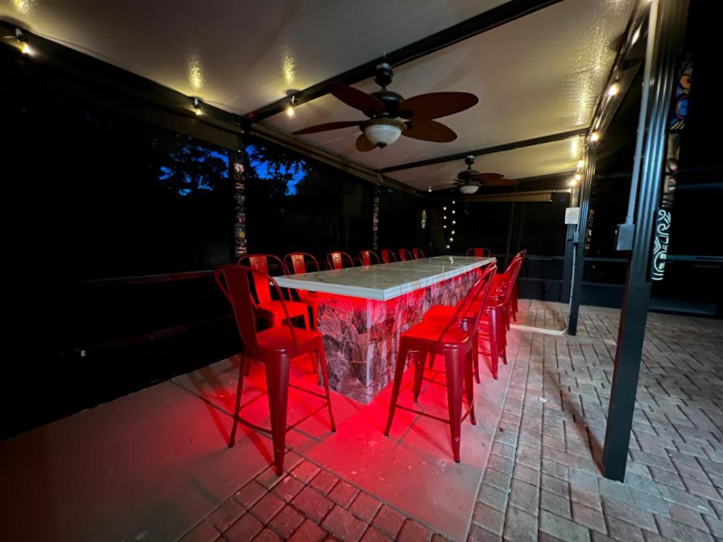 Villa Poolside Cocoa Oasis W/ Tiki Bar! Frontenac Esterno foto