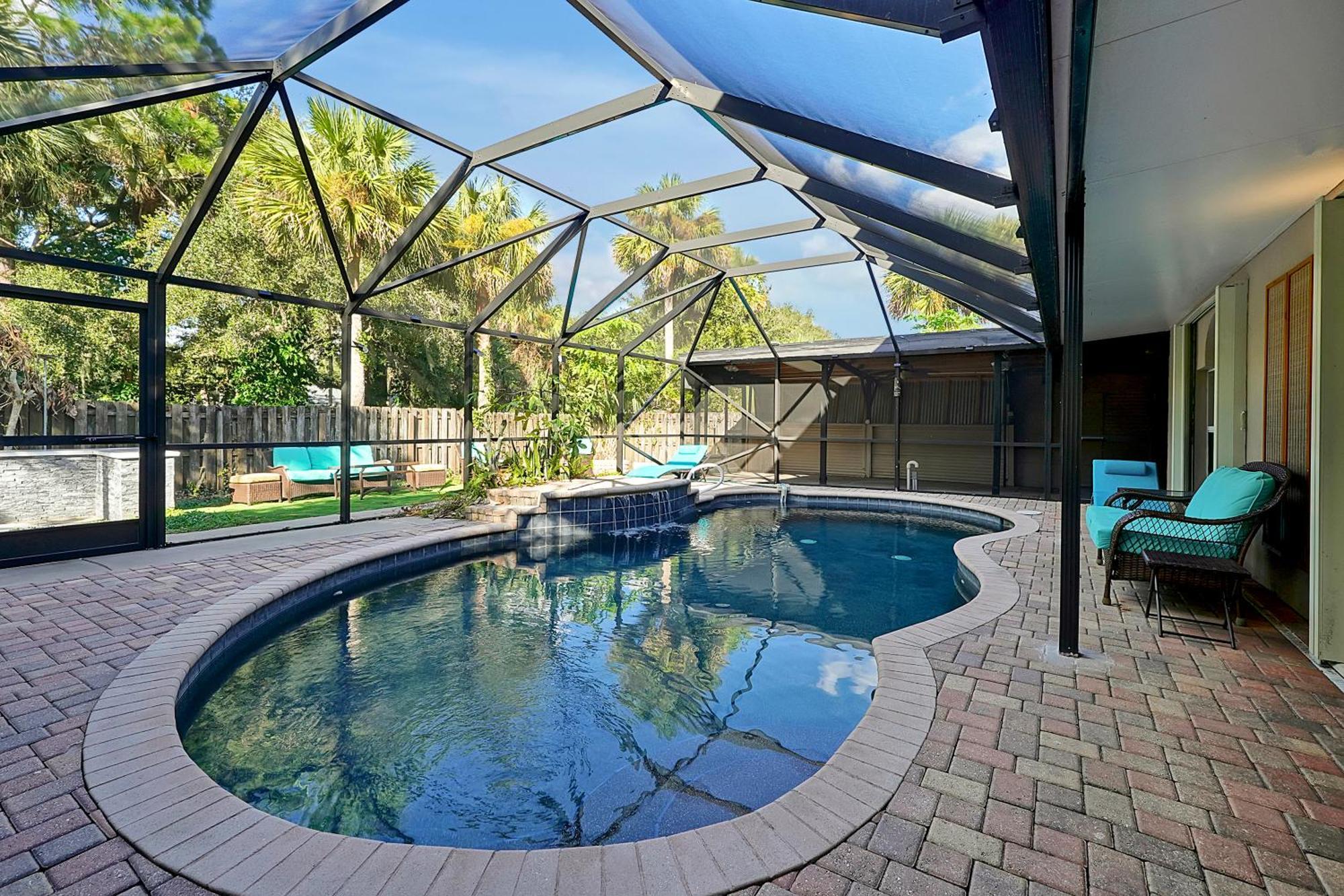 Villa Poolside Cocoa Oasis W/ Tiki Bar! Frontenac Esterno foto